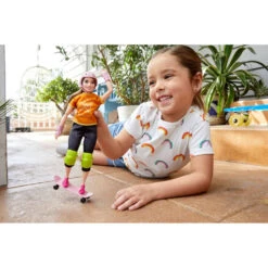 Barbie Skateboarder Pop 13 Barbie Skateboarder Pop -Kinderspeelgoed Korting 1992020 e501508a