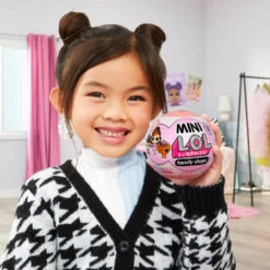 L.O.L. Surprise! Mini Family Set 12 L.O.L. Surprise! Mini Family Set -Kinderspeelgoed Korting 1994668 d8d1979b